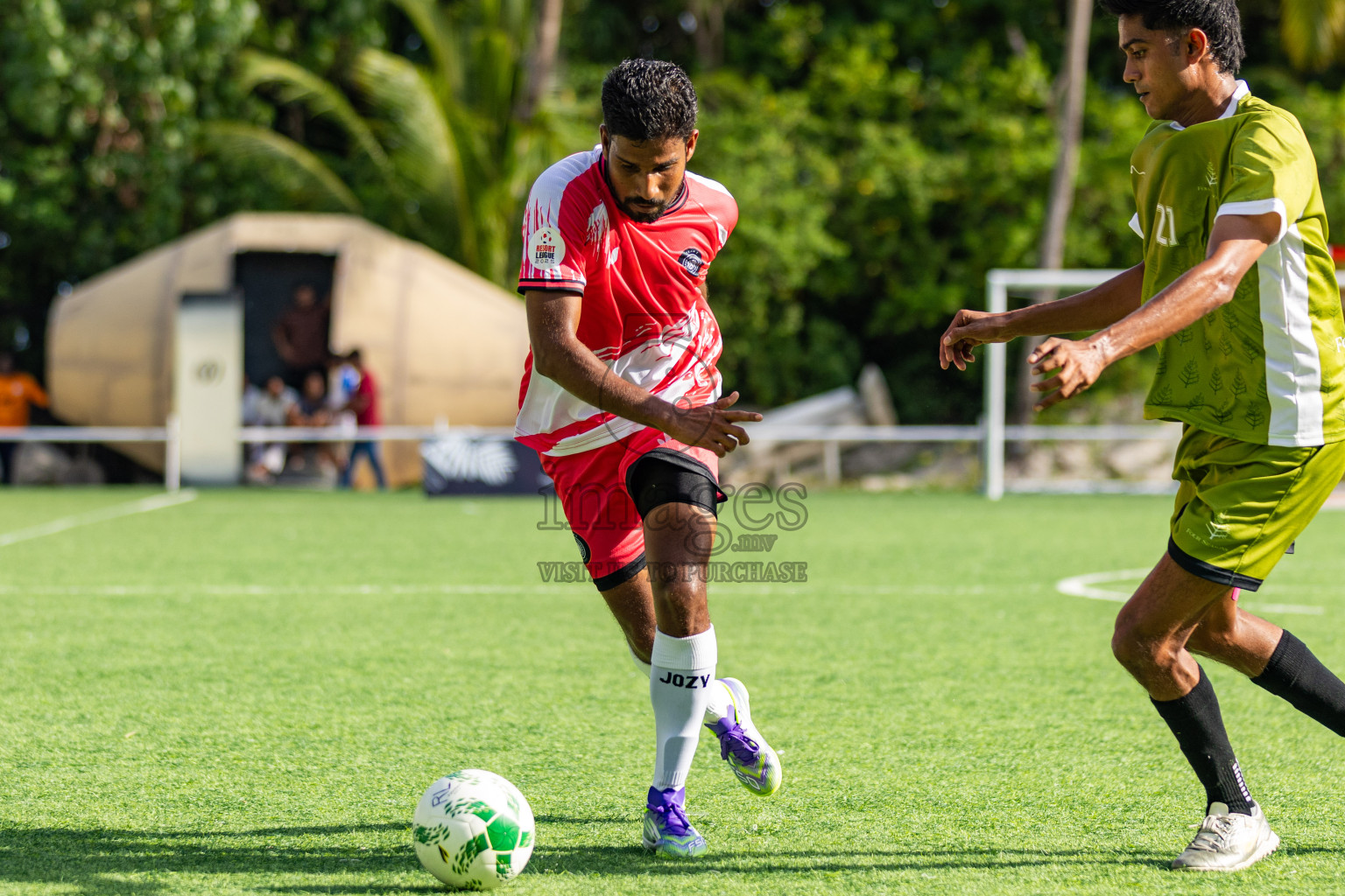 Oblu Experience Ailafushi vs Four Seasons Kuda Huraa in Resort League 2025 (North Male Zone) day 3 was held on Friday, 5th September 2025 in One And Only Reethi Rah Maldives Resort, Photos: Areef Adam / images.mv