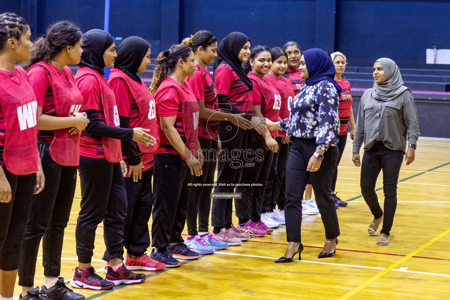 Lorenzo Sports Club vs Vyansa in the Milo National Netball Tournament 2022 on 18 July 2022, held in Social Center, Male', Maldives. Photographer: Shuu, Hassan Simah / Images.mv