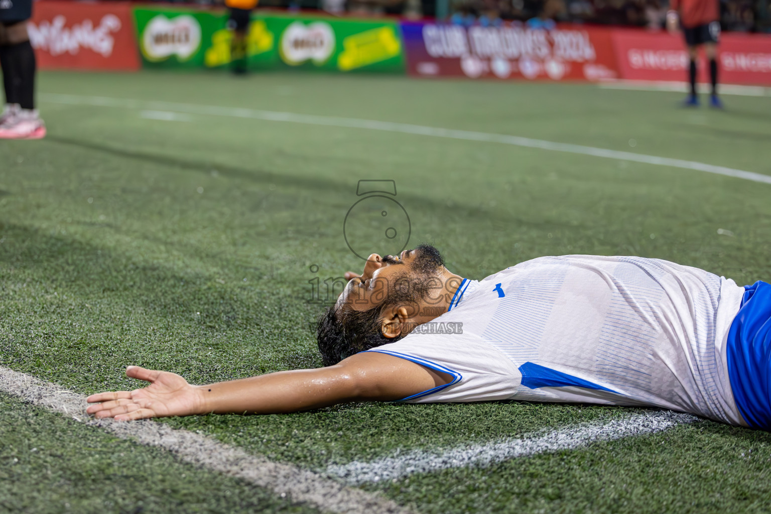 Team Badhahi vs Kulhivaru Vuzaara Club in the Semi-finals of Club Maldives Classic 2024 held in Rehendi Futsal Ground, Hulhumale', Maldives on Thursday, 19th September 2024. Photos: Ismail Thoriq / images.mv