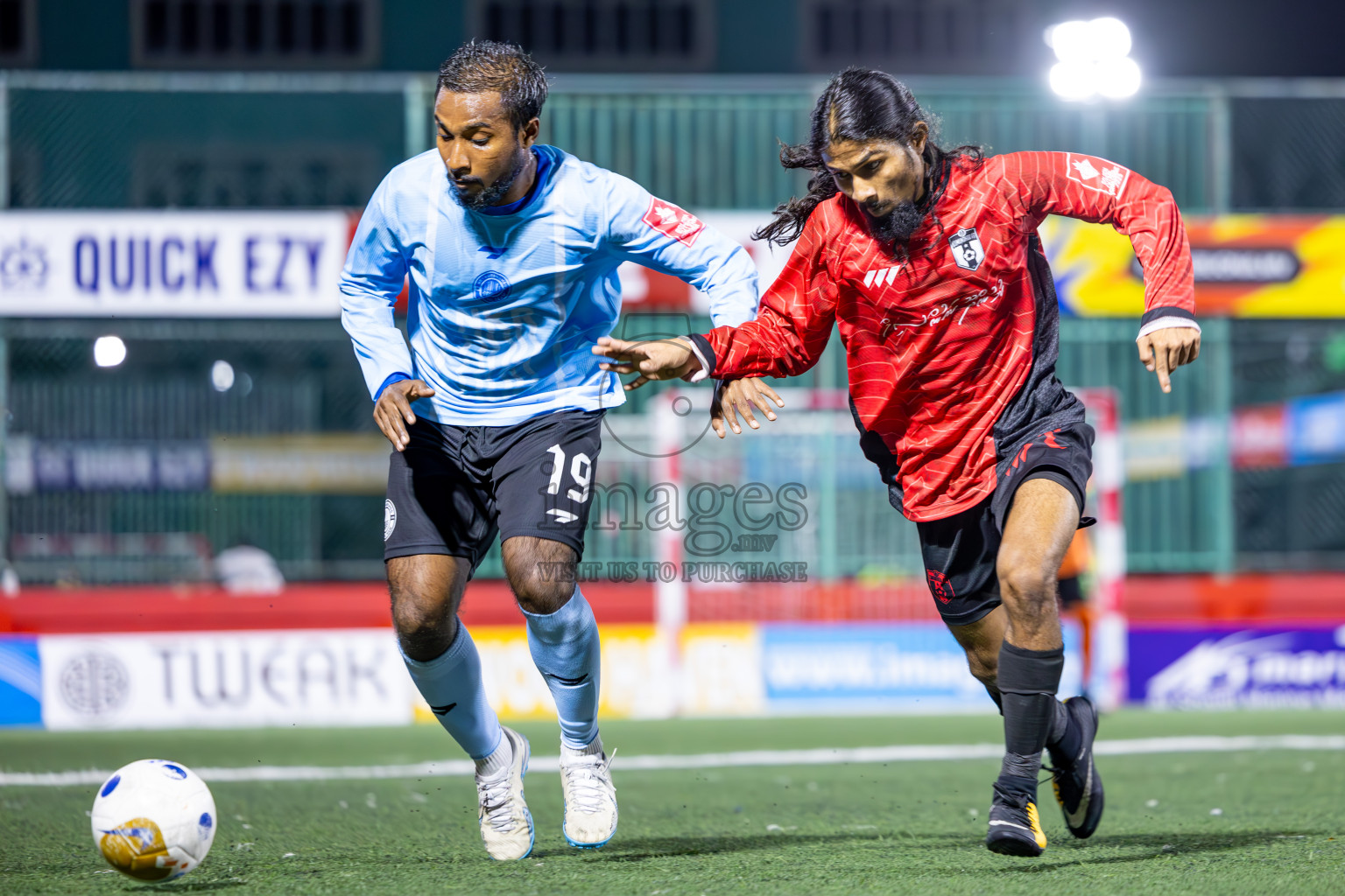HDh Neykurendhoo vs HDh Kumundhoo in Haa Dhaalu Atoll Semi Final on Day 23 of Golden Futsal Challenge 2025 was held on Monday , 27th January 2025, in Hulhumale', Maldives.
Photos: Ismail Thoriq / images.mv