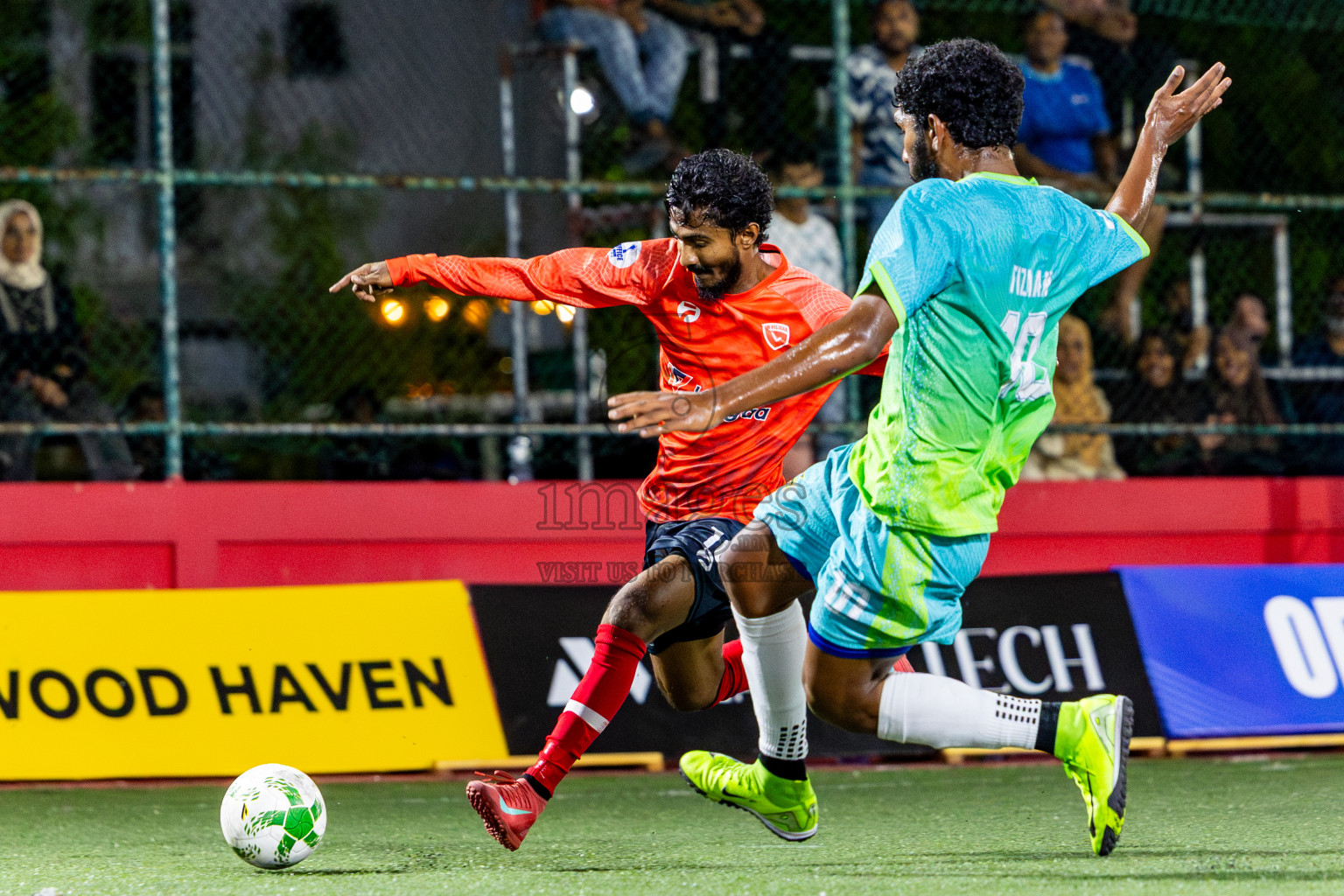 WAMCO vs Veliga in Day 10 of Office League 2025 was held on Friday, 25th April 2025 in Hulhumale', Maldives. Photos: Nausham Waheed / images.mv