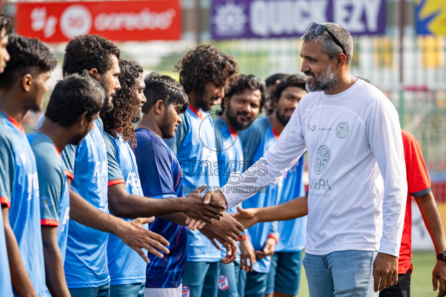 Th. Dhiyamigili VS Th. Omadhoo in Day 14 of Golden Futsal Challenge 2025 was held on Saturday, 18th January 2025, in Hulhumale', Maldives. 
Photos: Hassan Simah / images.mv
