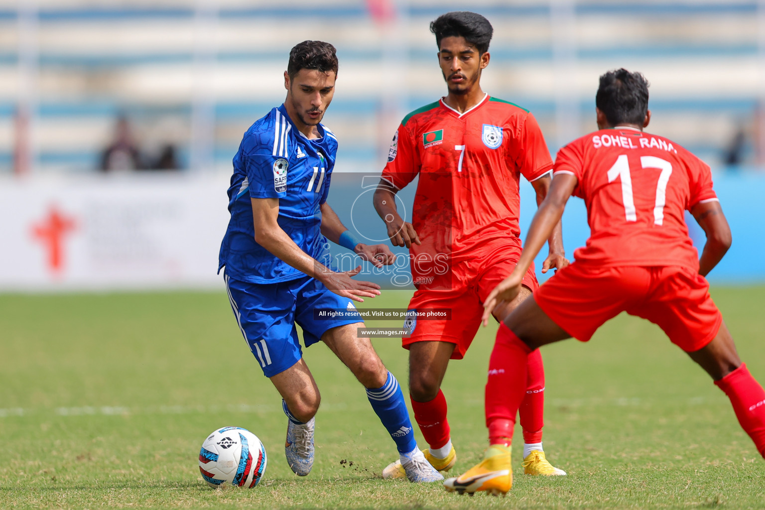 Kuwait vs Bangladesh in the Semi-final of SAFF Championship 2023 held in Sree Kanteerava Stadium, Bengaluru, India, on Saturday, 1st July 2023. Photos: Nausham Waheed, Hassan Simah / images.mv