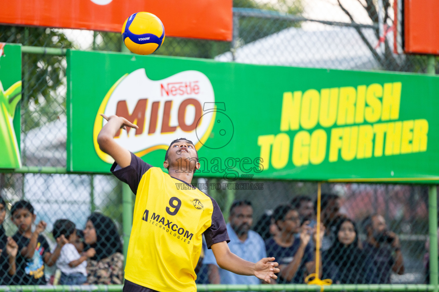 Day 5 of Interschool Volleyball Tournament 2024 was held in Ekuveni Volleyball Court at Male', Maldives on Wednesday, 27th November 2024.
Photos: Ismail Thoriq / images.mv