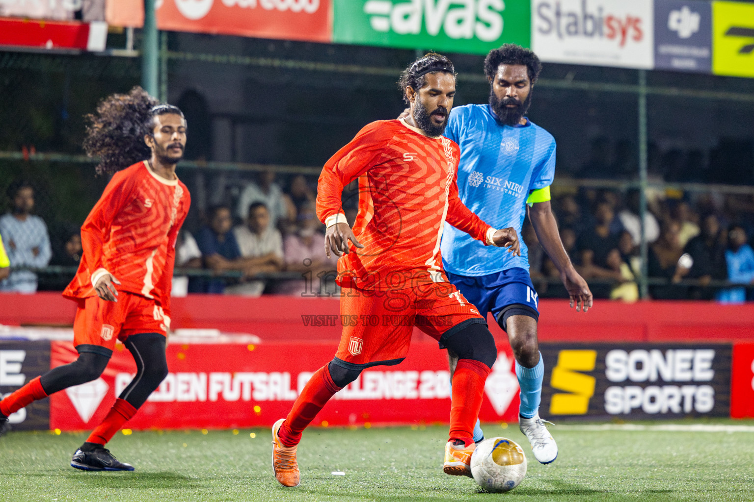 M Dhiggaru vs M Muli in Day 21 of Golden Futsal Challenge 2025 was held on Saturday , 25th January 2025, in Hulhumale', Maldives. Photos: Nausham Waheed / images.mv