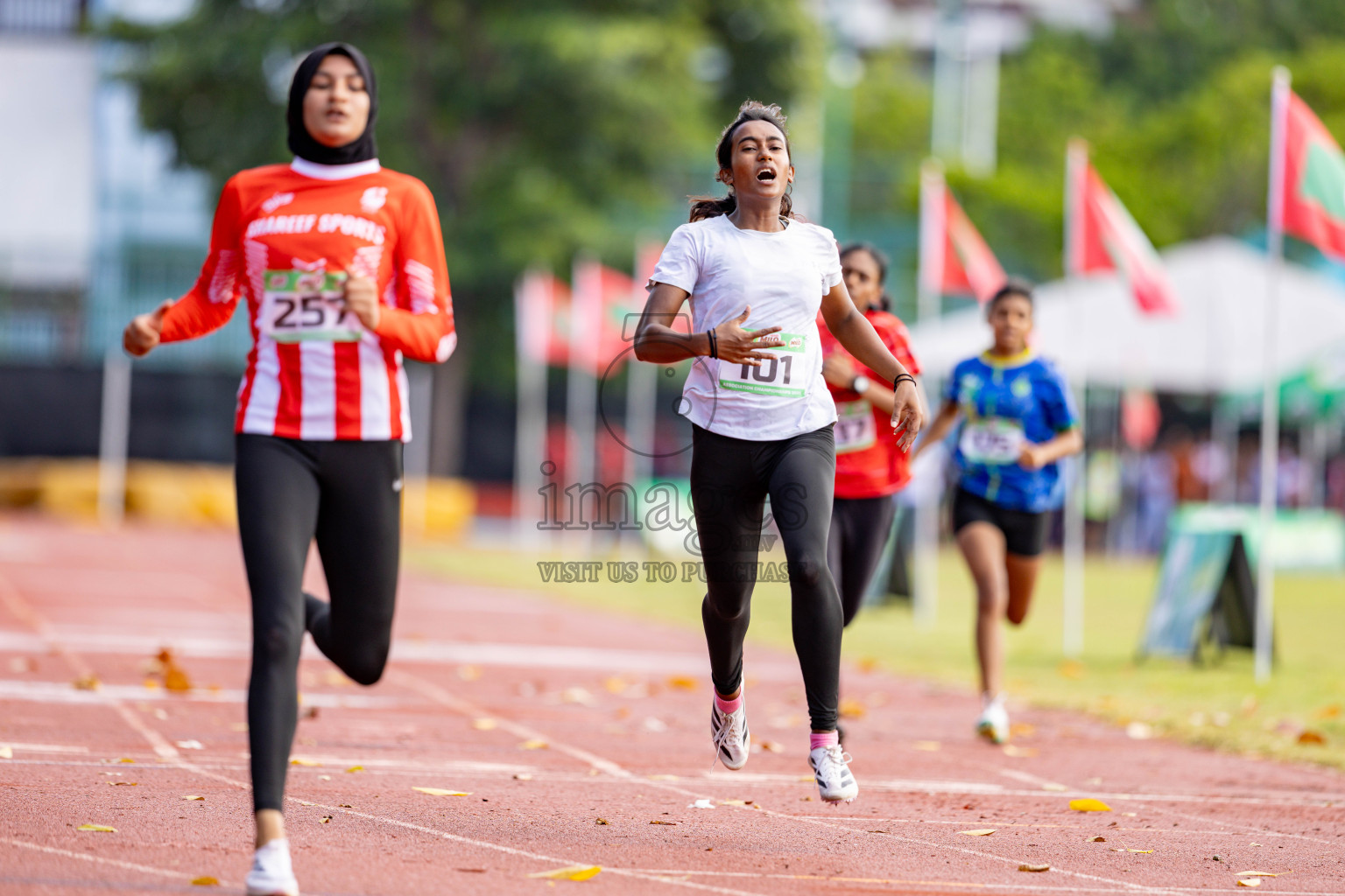 Day 2 of 12th Milo Association Championships was held in Ekuveni Track at Male', Maldives on Friday, 25th April 2025. 
Photos: Hassan Simah / images.mv