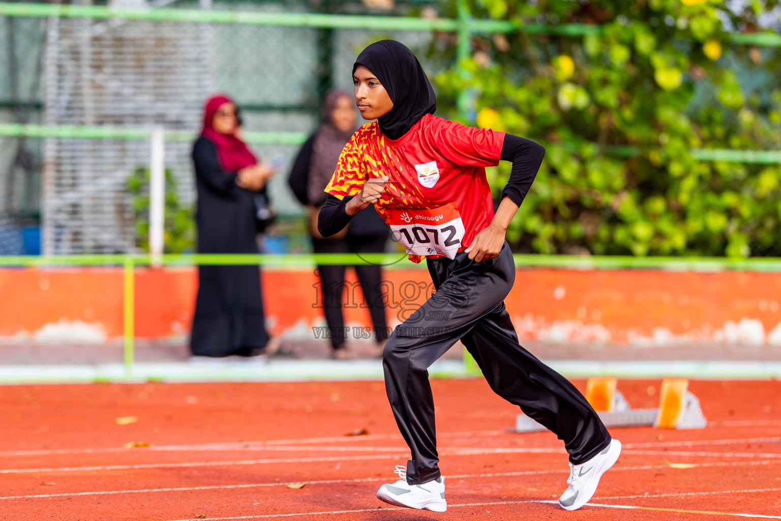 Day 5 of Inter-school Athletics Championship 2025 held in Ekuveni Synthetic Track, Male', Maldives on Saturday, 11th October 2025. Photos by: Nausham Waheed / Images.mv