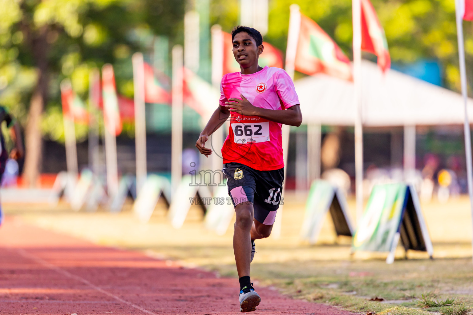 Day 1 of Inter-school Athletics Championship 2025 held in Ekuveni Synthetic Track, Male', Maldives on Monday, 06th October 2025. Photos by: Nausham Waheed / Images.mv