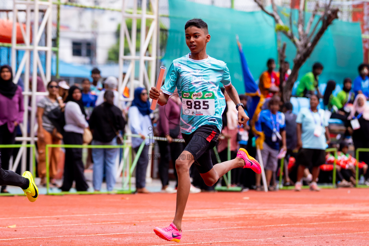 Day 6 of Inter-school Athletics Championship 2025 held in Ekuveni Synthetic Track, Male', Maldives on Sunday, 12th October 2025. Photos by: Nausham Waheed / Images.mv