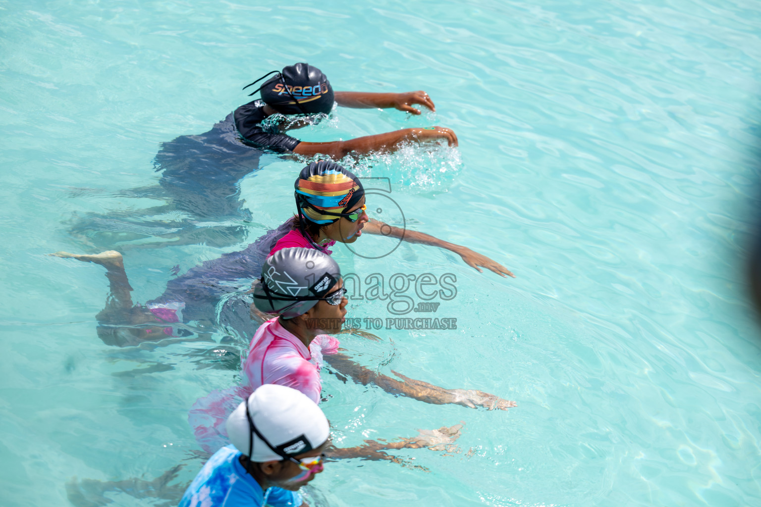 16th National Open Water Swimming Competition 2025 held in Kudagiri Picnic Island, Maldives on Saturday, 17th may 2025.
Photos: Ismail Thoriq / images.mv