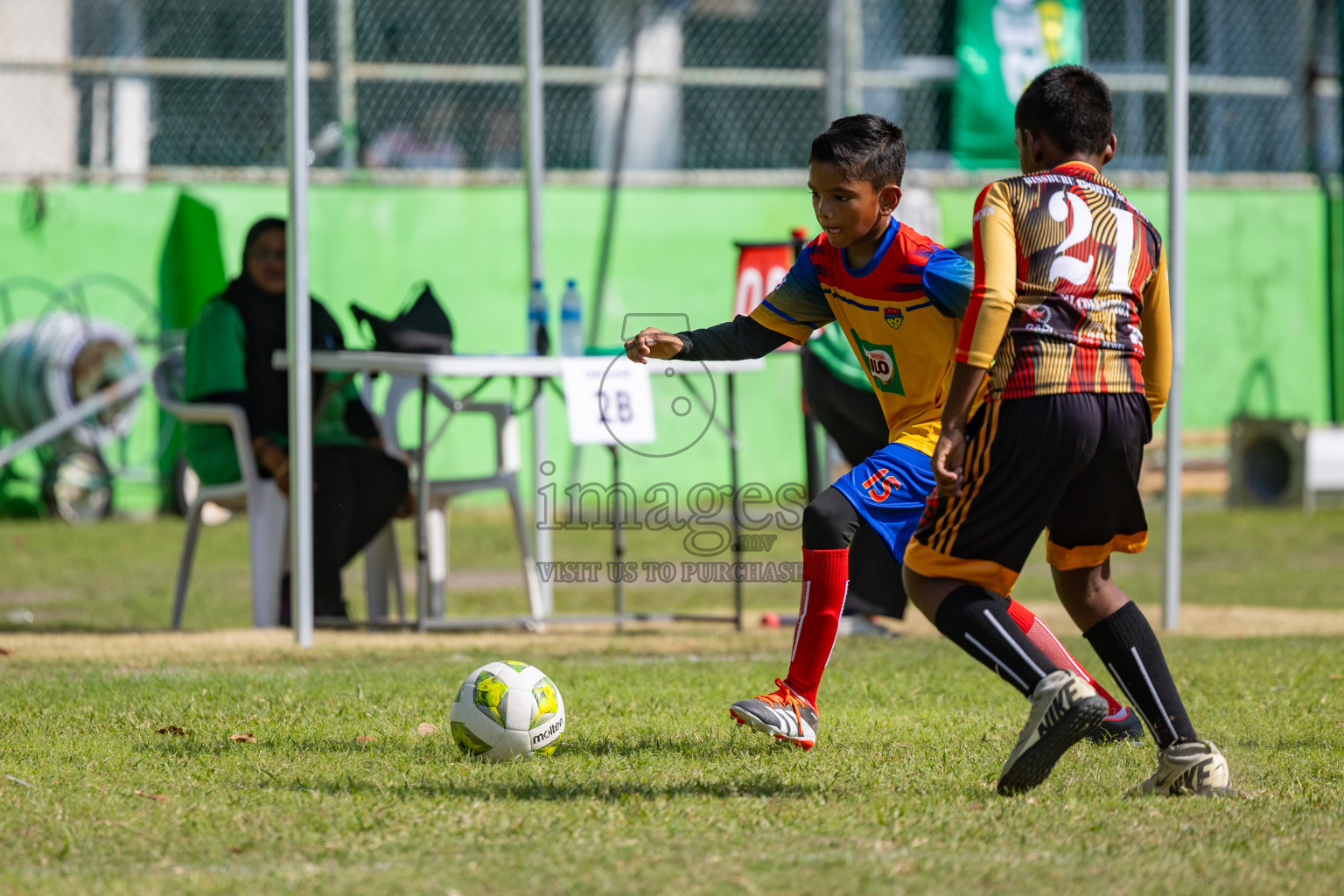 Day 2 of MILO Academy Championship 2025 was held on Friday, 14th February 2025 in Henveiru Stadium. 
Photos: Hassan Simah / Images.mv