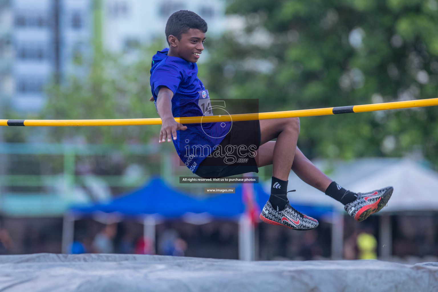 Day 1 of Inter-School Athletics Championship held in Male', Maldives on 22nd May 2022. Photos by: Nausham Waheed / images.mv