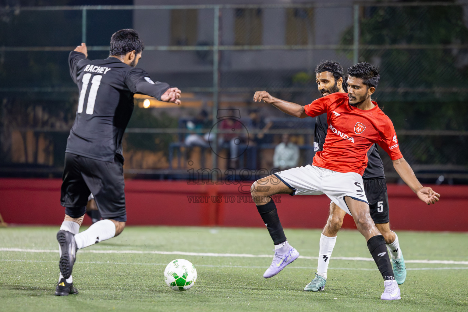 Sheesha vs Roseware in Day 1 of Office League 2025 was held on Wednesday, 16th April 2025 in Hulhumale', Maldives.
Photos: Ismail Thoriq / images.mv
