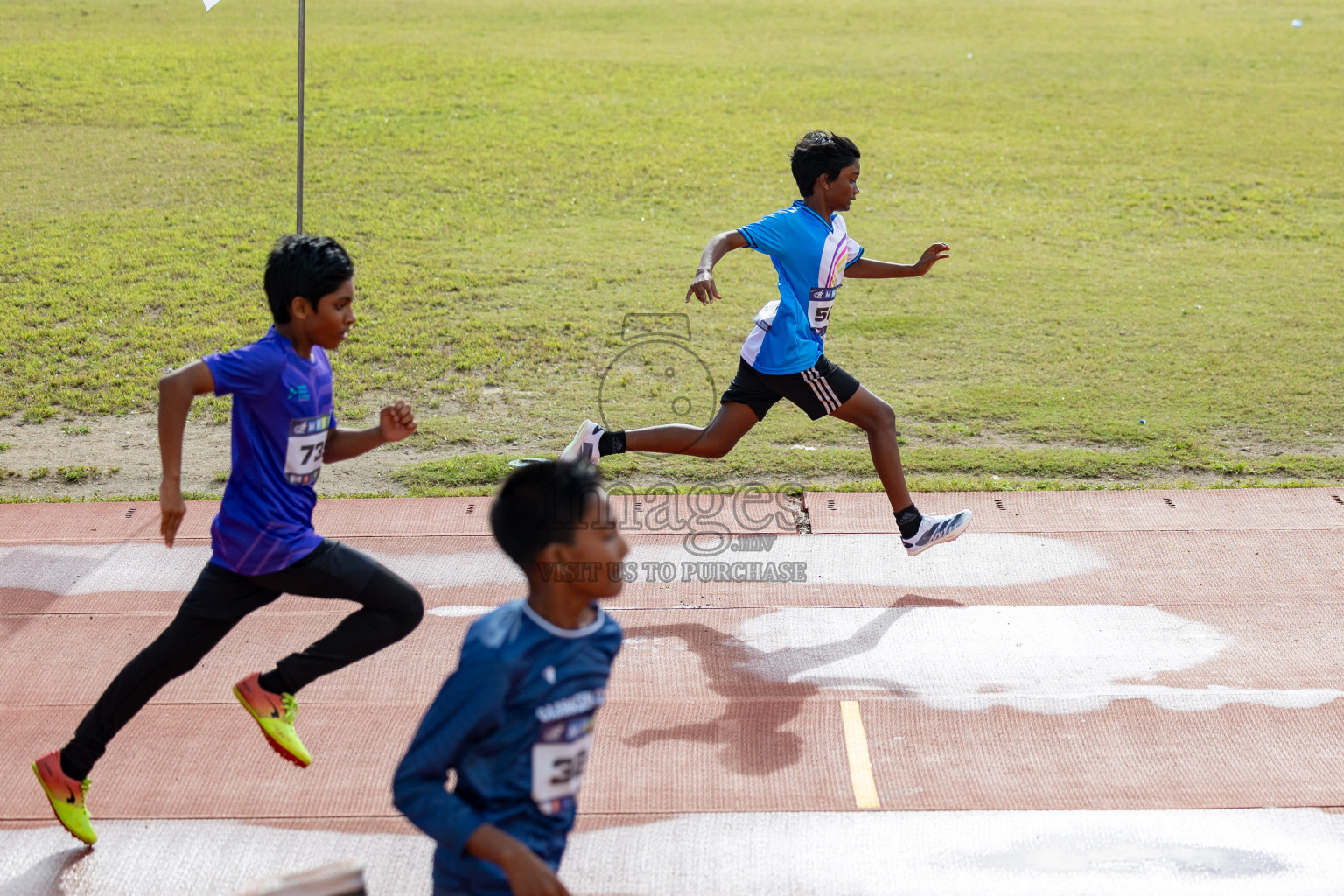 Day 1 of MWSC Interschool Athletics Championships 2024 held in Hulhumale Running Track, Hulhumale, Maldives on Saturday, 9th November 2024. 
Photos by: Ismail Thoriq, Hassan Simah / Images.mv