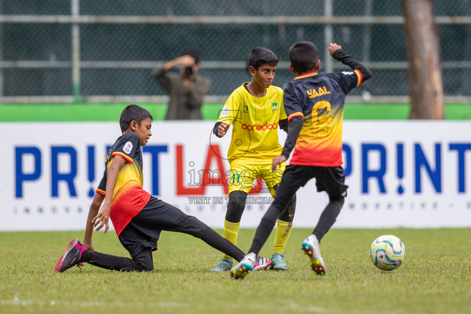 Eagles vs Maziya (U12) in Dhivehi Youth League 2024 - Day 2. Matches held at Henveiru Stadium on 22nd November 2024 , Friday. Photos: Shuu Abdul Sattar/ Images.mv