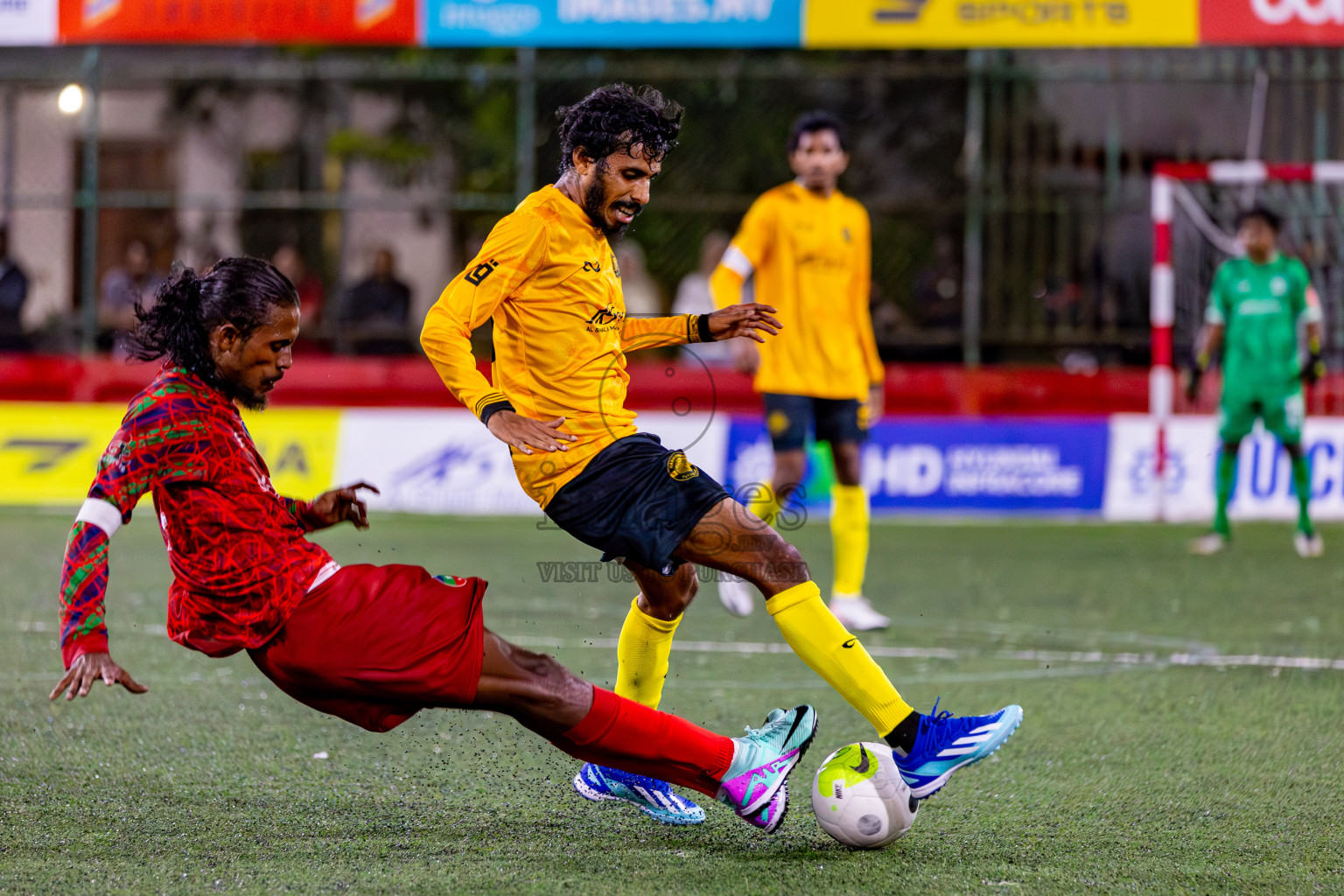 GDh. Thinadhoo  VS  GDh. Gadhdhoo in Day 17 of Golden Futsal Challenge 2024 was held on Wednesday, 31st January 2024, in Hulhumale', Maldives Photos: Hassan Simah / images.mv