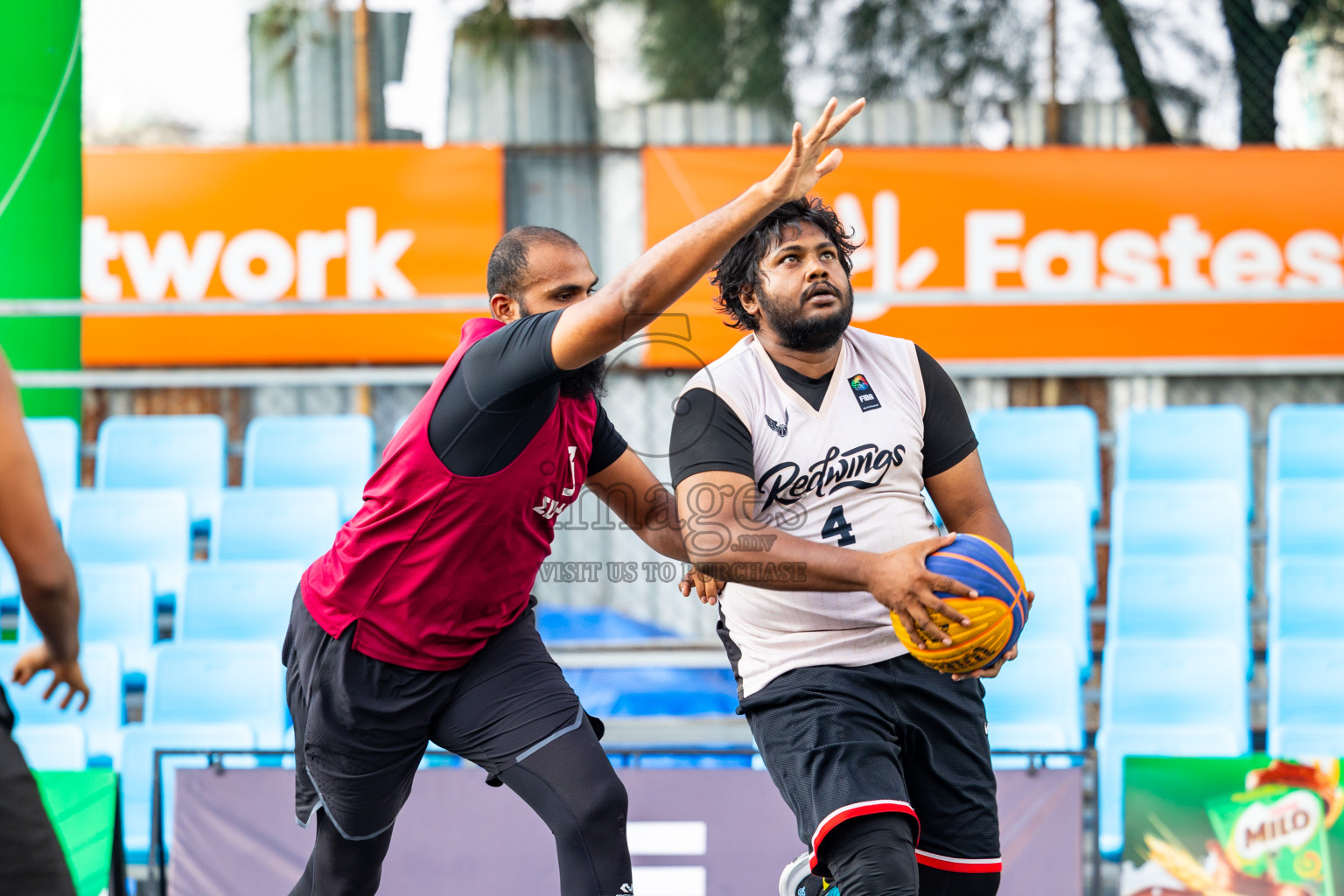 Day 5 of MILO Ramadan 3x3 Challenge 2024 was held in Ekuveni Outdoor Basketball Court at Male', Maldives on Saturday, 16th March 2024.
Photos: Mohamed Mahfooz Moosa / images.mv