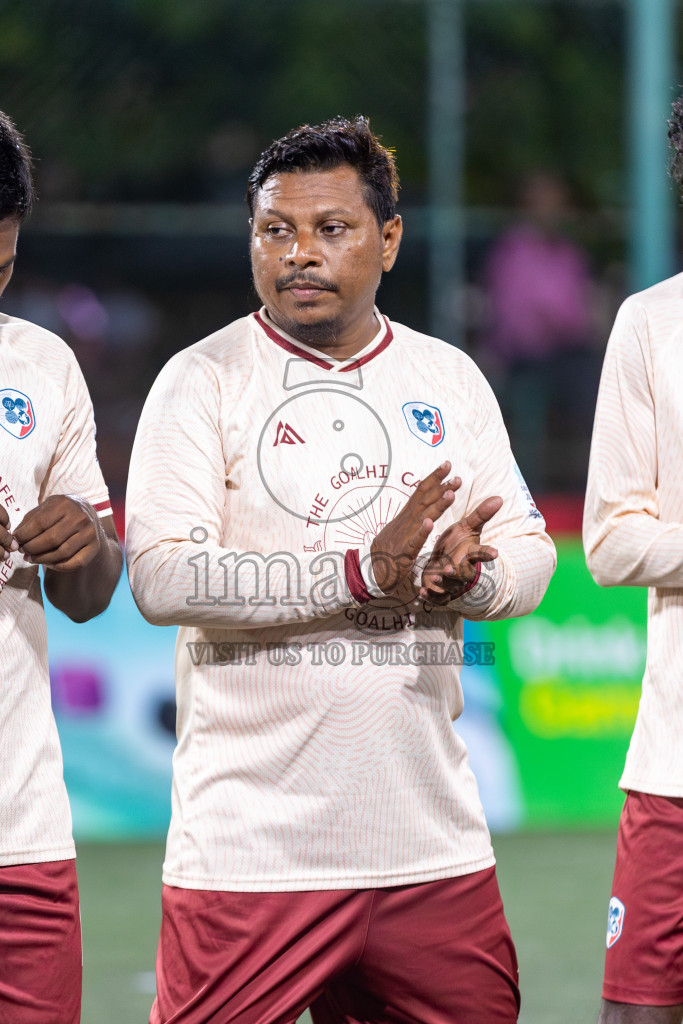 CLUB 220 vs HPSN in the Quarter Finals of Club Maldives Classic 2024 held in Rehendi Futsal Ground, Hulhumale', Maldives on Tuesday, 17th September 2024. 
Photos: Hassan Simah / images.mv