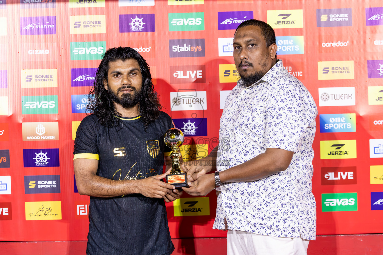 HDh Nolhivaranfaru vs HDh Hanimaadhoo in Day 9 of Golden Futsal Challenge 2025 was held on Monday, 13th January 2025, in Hulhumale', Maldives
Photos: Ismail Thoriq / images.mv