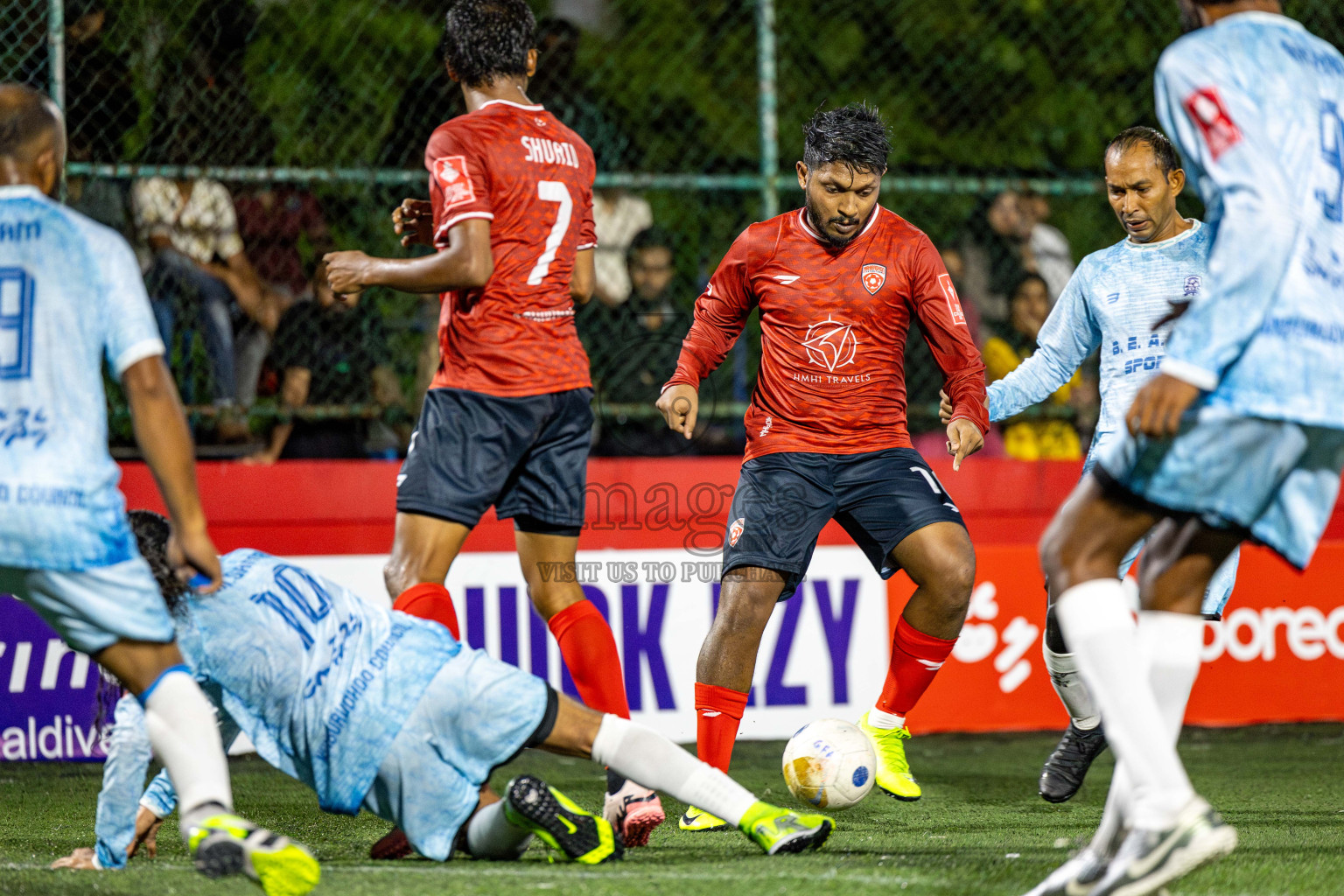 ADh Mahibadhoo VS ADh Kunburudhoo Atoll Round Semi-Final on Day 20 of Golden Futsal Challenge 2025 was held on Friday, 24 January 2025, in Hulhumale', Maldives. 
Photos: Hassan Simah / images.mv