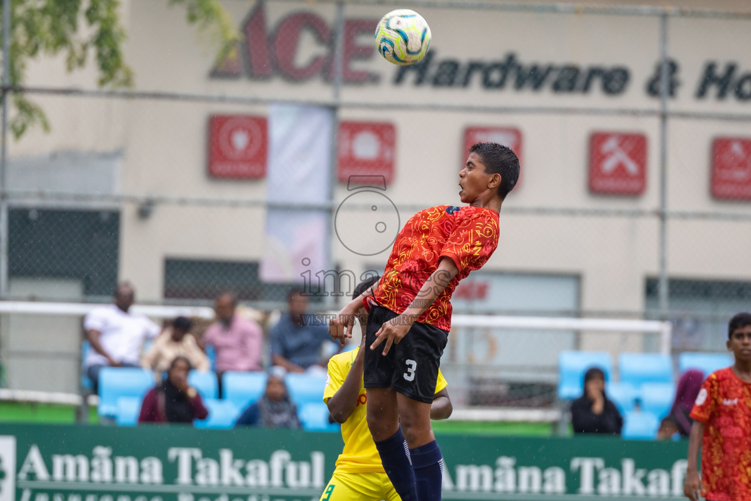 Maziya SRC vs Super United Sports (U12)  in day 6 of Dhivehi Youth League 2024 held at Henveiru Stadium on Saturday 30th November 2024. Photos: Ismail Thoriq / Images.mv