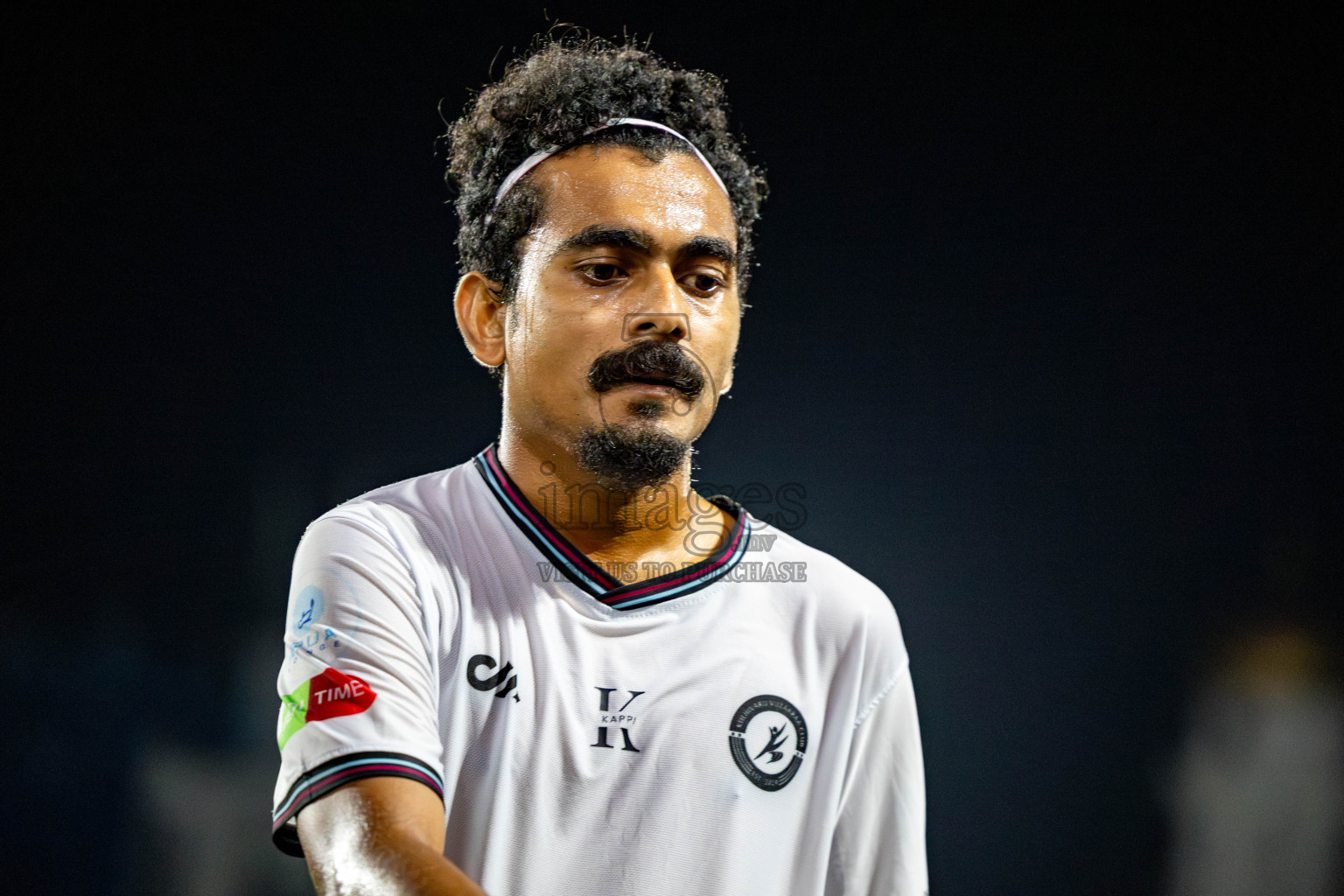 TEAM BADHAHI vs KULHIVARU VUZARA CLUB in the Semi-finals of Club Maldives Classic 2024 held in Rehendi Futsal Ground, Hulhumale', Maldives on Tuesday, 19th September 2024. 
Photos: Ismail Thoriq / images.mv