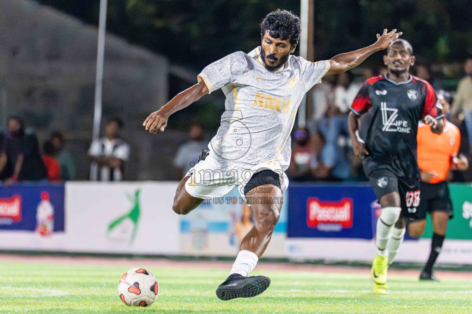 Lecrose VS BGSC in Day 4 - Fonadhoo Youth Futsal Challenge 2025 held in Fonadhoo Futsal Stadium, L. Fonadhoo, Maldives on Wednesday, 29th October 2025 Photos: Arif Rasheed / images.mv