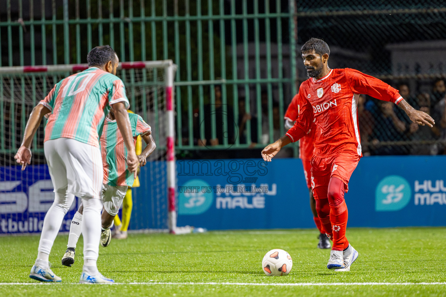 Joali Maldives vs Club Combination (Eydhafushi) in Kings Cup of Club Maldives 2025 was held in Rehendhi Futsal Ground, Hulhumale', Maldives on Saturday, 6th September 2025. Photos: Ismail Thoriq / images.mv
