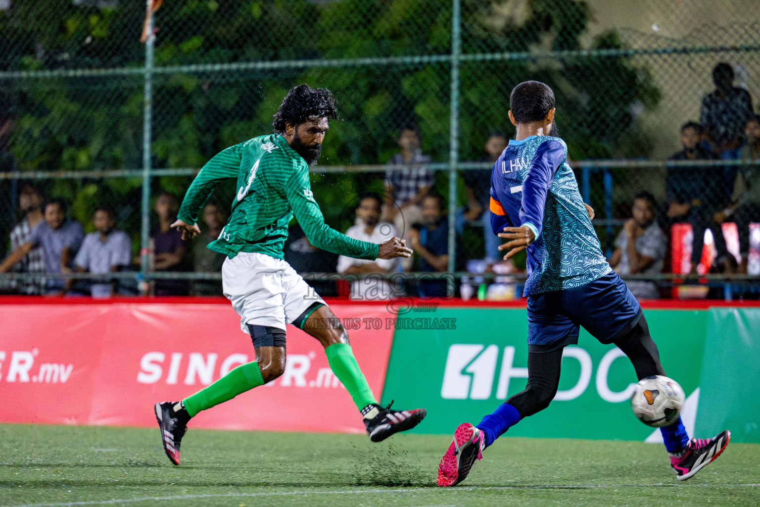 TEAM BADHAHI vs THAULEEMEE GULHUN in Club Maldives Classic 2024 held in Rehendi Futsal Ground, Hulhumale', Maldives on Monday, 16th September 2024. Photos: Shu / images.mv