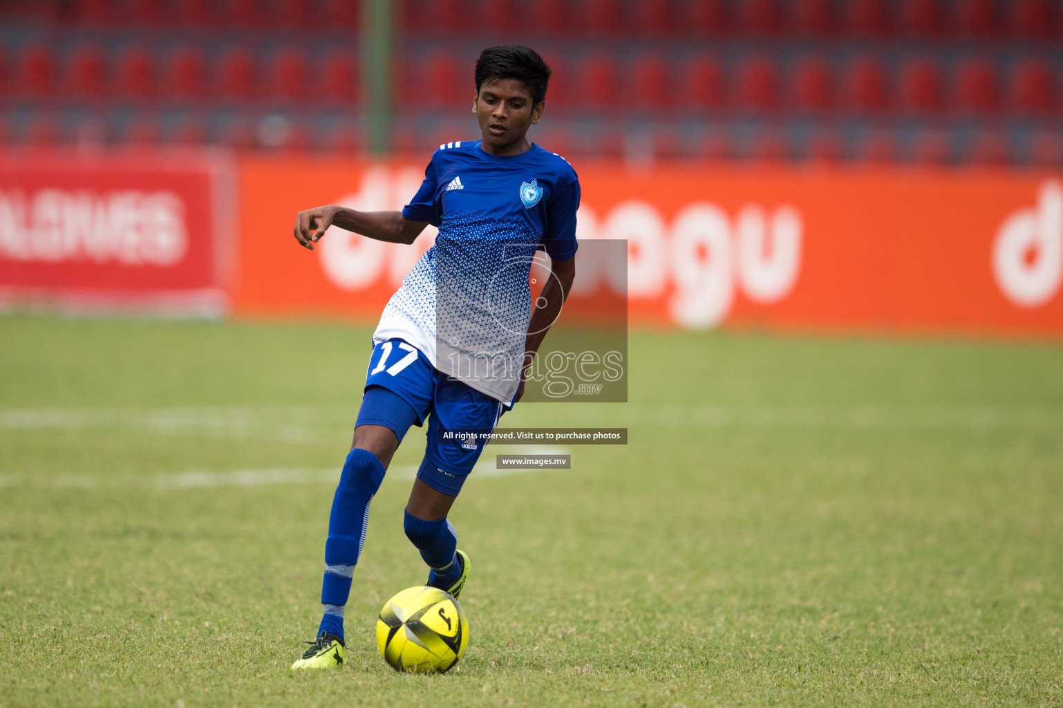 Villa vs Rehendhi in MAMEN Inter School Football Tournament 2019 (U18) in Male, Maldives on 20th March 2019, Photos: Suadh Abdul Sattar / images.mv
