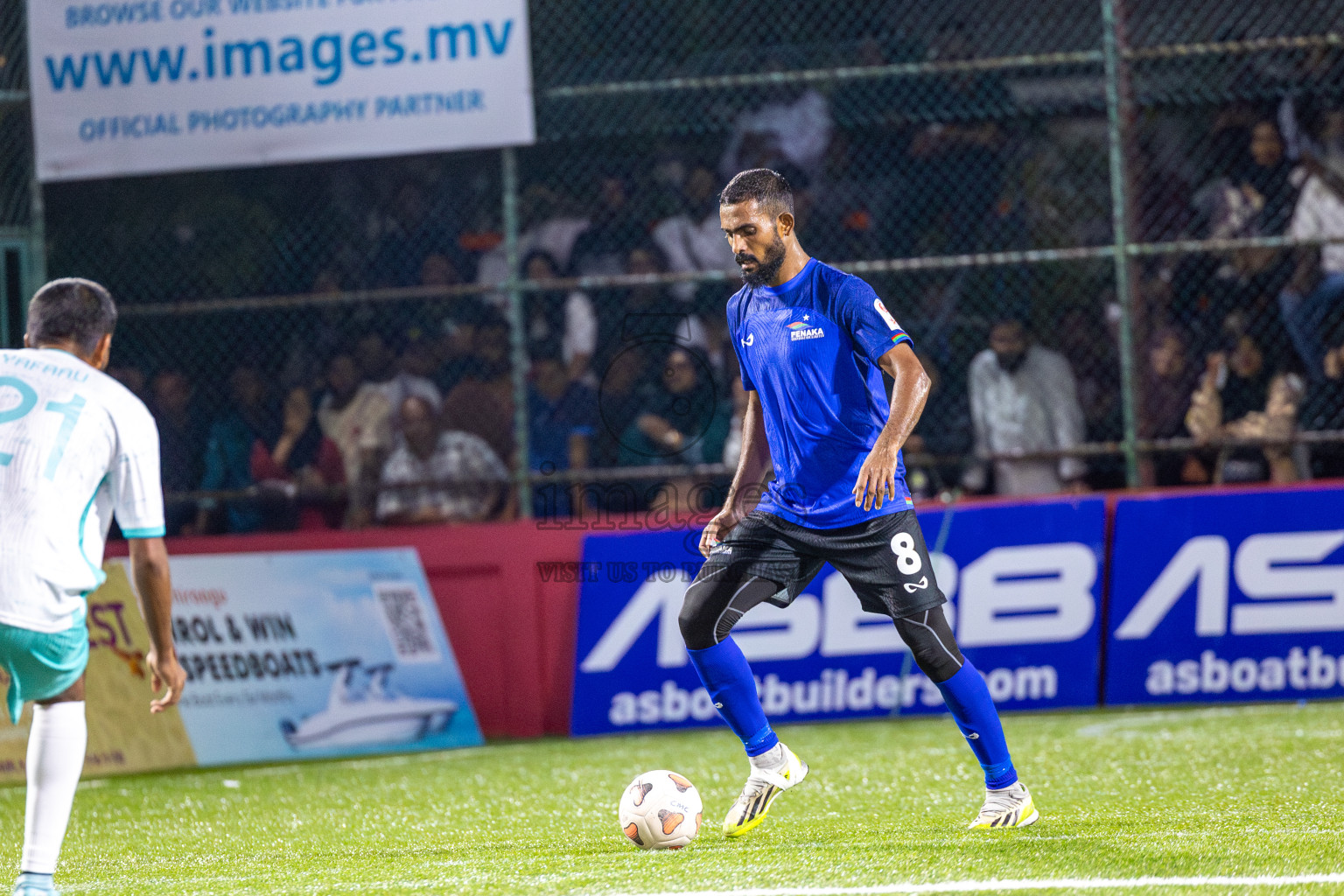 Fenaka vs MPL in the Quarter Finals of Club Maldives Cup 2025 was held in Rehendhi Futsal Ground, Hulhumale', Maldives on Friday, 17th October 2025. Photos: Ismail Thoriq, Hassan Simah / images.mv