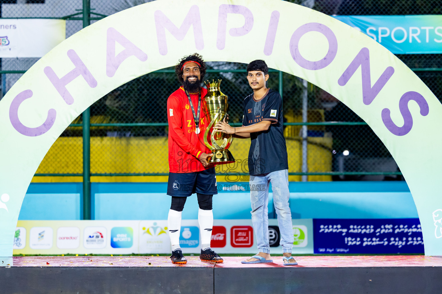 Dee Ess Kay vs Kovigoani in Final of Laamehi Dhiggaru Ekuveri Futsal Challenge 2024 was held on Wednesday, 31st July 2024, at Dhiggaru Futsal Ground, Dhiggaru, Maldives Photos: Nausham Waheed / images.mv