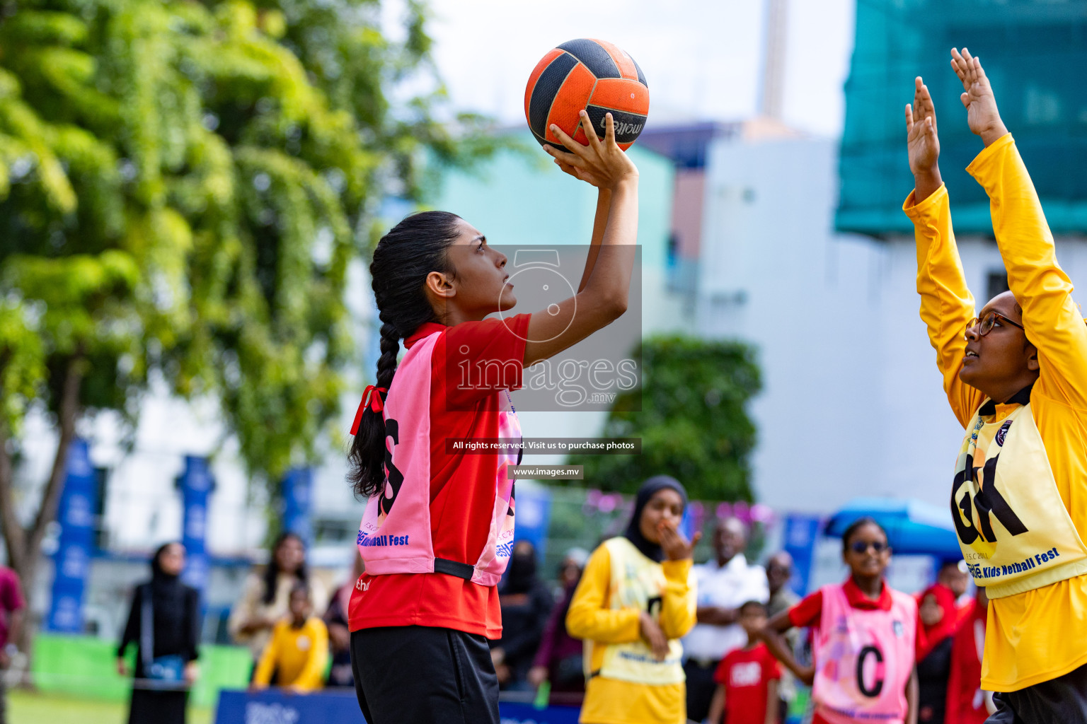 Day 1 of Nestle' Kids Netball Fiesta 2023 held in Henveyru Stadium, Male', Maldives on Thursday, 30th November 2023. Photos by Nausham Waheed / Images.mv