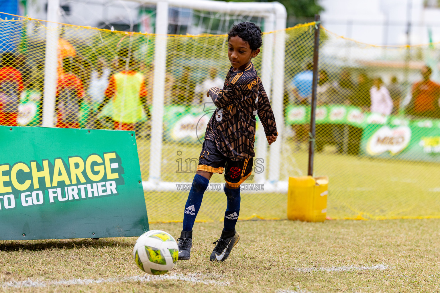 Day 1 of MILO SVAM Juniors 2025 (U-8) was held at Henveiru Stadium in Male', Maldives on Thursday, 26th June 2025. 
Photos: Hassan Simah / images.mv