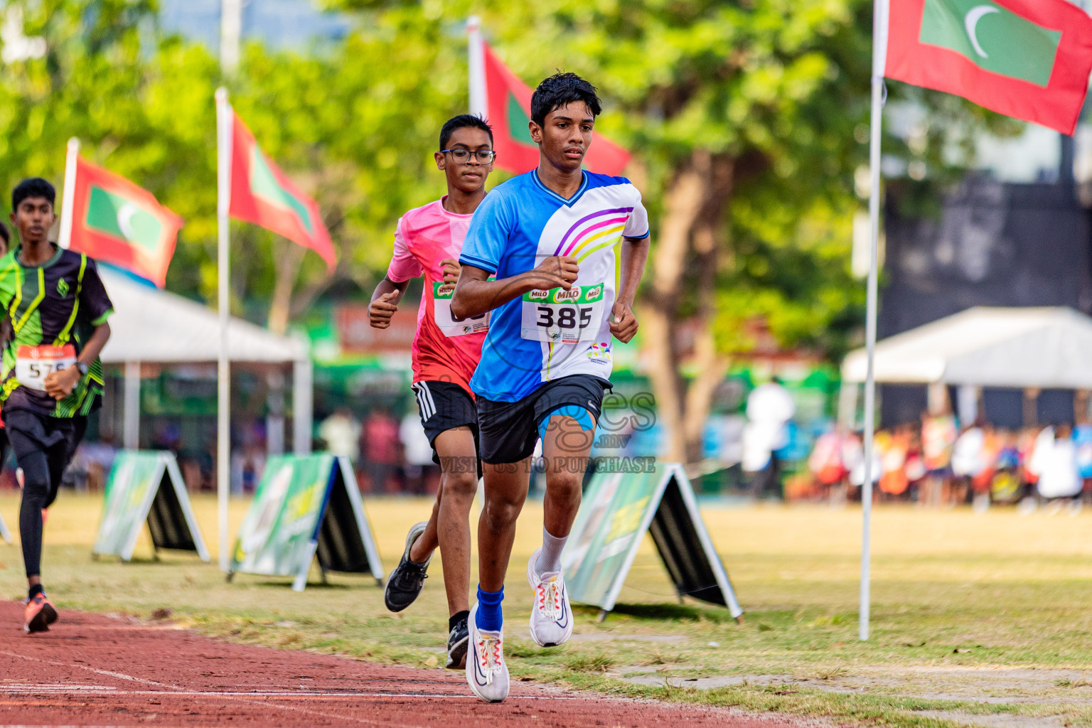 Day 3 of Inter-school Athletics Championship 2025 held in Ekuveni Synthetic Track, Male', Maldives on Wednesday, 08th October 2025. Photos by: Areef Adam  / Images.mv