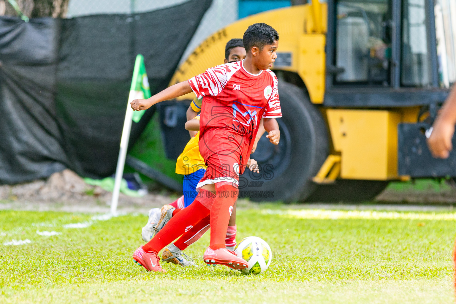 Day 2 of MILO Academy Championship 2025 (U-12) was held at Henveiru Stadium in Male', Maldives on Friday, 2nd May 2025. Photos: Mohamed Mahfooz Moosa / images.mv