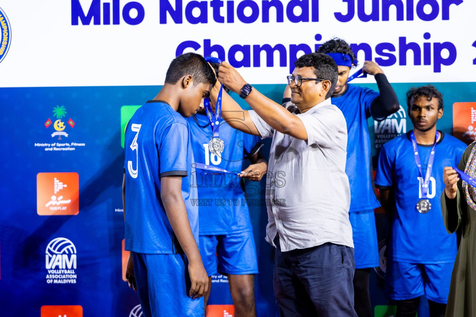 Maathoda Sports Club vs Sports Club City in the Finals of Milo National Junior Volleyball Championship 2025 Men's Division was held on Sunday, 30th November 2025 at Ekuveni Turf Court Male', Maldives. Photos: Nausham Waheed / images.mv