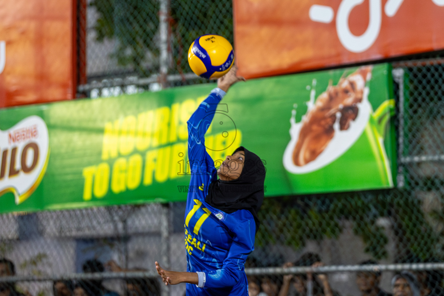 Day 10 of Interschool Volleyball Tournament 2024 was held in Ekuveni Volleyball Court at Male', Maldives on Sunday, 1st December 2024.
Photos: Mohamed Mahfooz Moosa/ images.mv