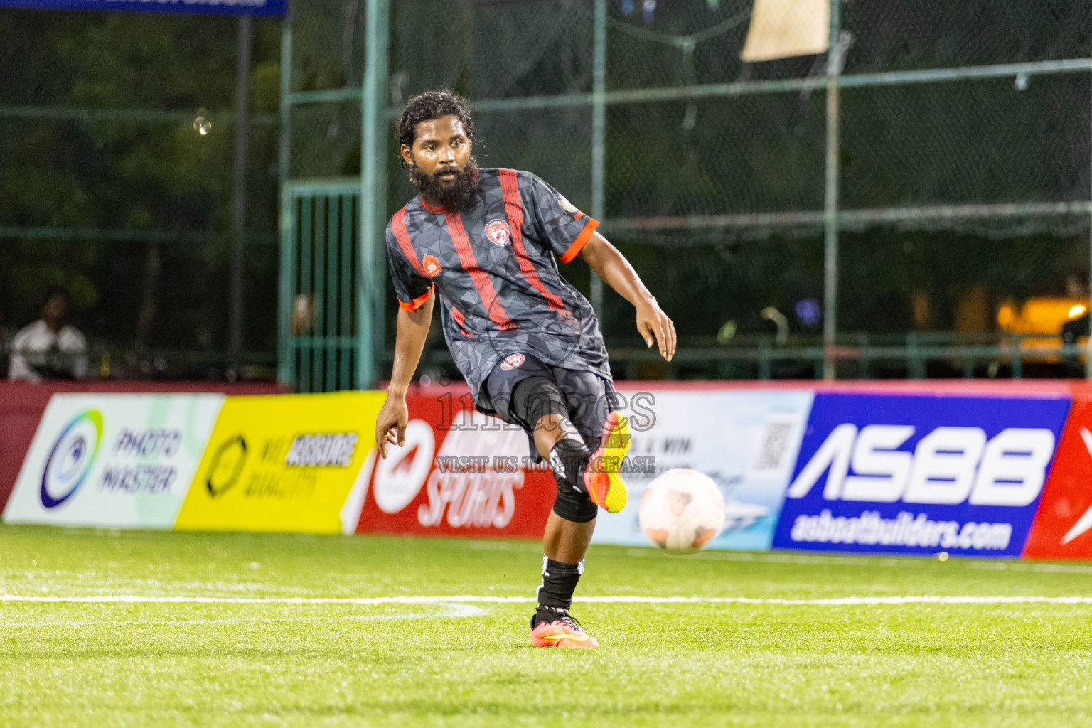 Day 4 of Milo Sector League 2025 was held in Rehendhi Futsal Ground, Hulhumale', Maldives on Tuesday, 4th November 2025. 

Photos: Hassan Simah / images.mv