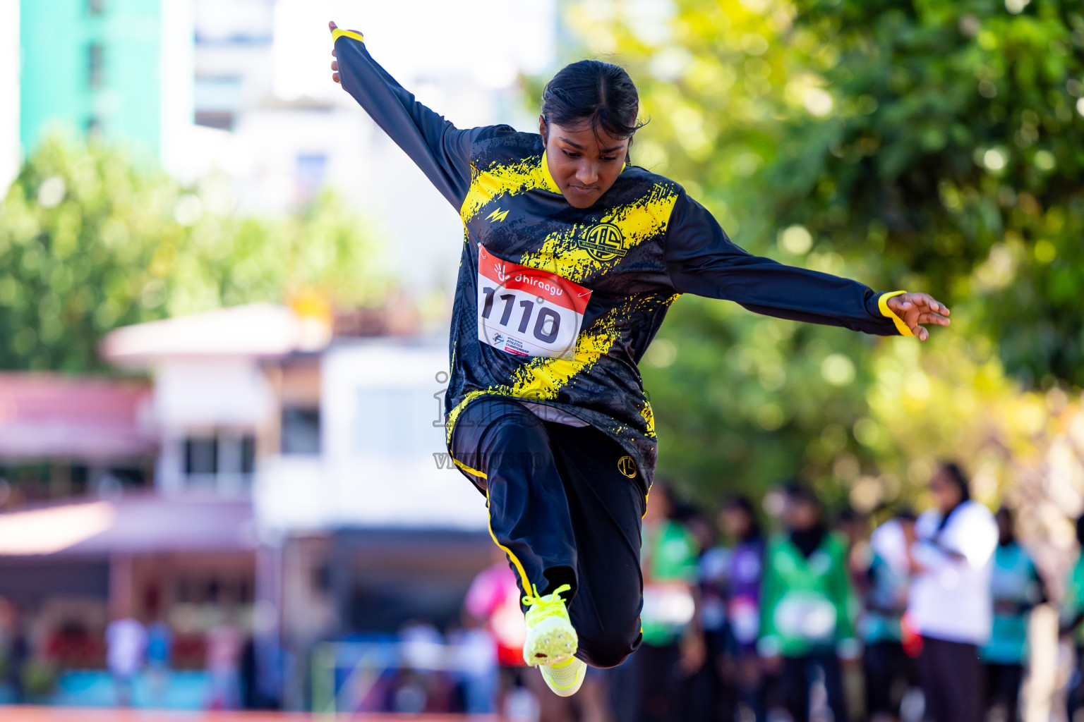 Day 1 of Inter-school Athletics Championship 2025 held in Ekuveni Synthetic Track, Male', Maldives on Monday, 06th October 2025. Photos by: Nausham Waheed / Images.mv