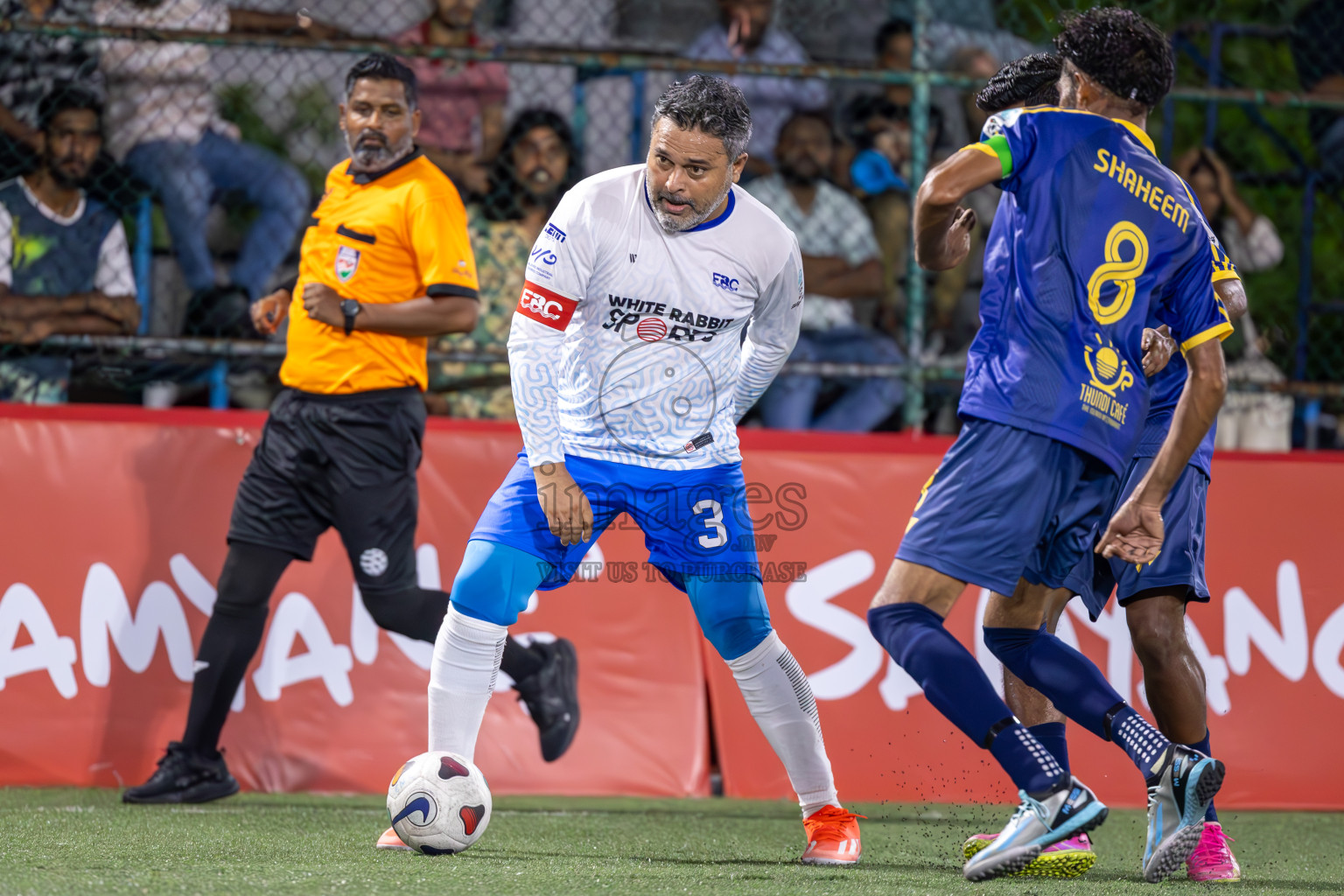 HPSN vs Fisheries RC in Club Maldives Classic 2024 held in Rehendi Futsal Ground, Hulhumale', Maldives on Tuesday, 10th September 2024.
Photos: Ismail Thoriq / images.mv