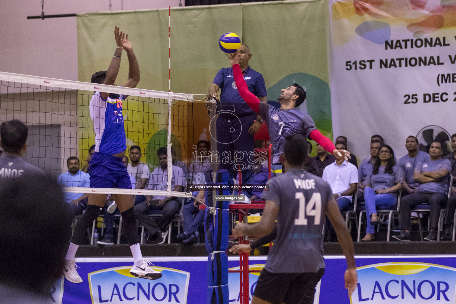 DSC vs Police Club in the finals of 51st National Volleyball Championship held in Male', Maldives on Sunday, 12th January 2019 Photos: Ismail Thoriq /images.mv