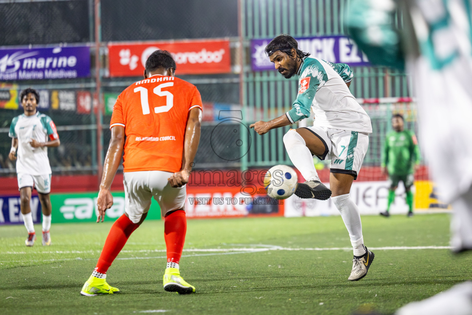 HDh Nolhivaran vs HDh Kumundhoo in Day 13 of Golden Futsal Challenge 2025 was held on Friday, 17th January 2025, in Hulhumale', Maldives 
Photos: Hassan Simah / images.mv