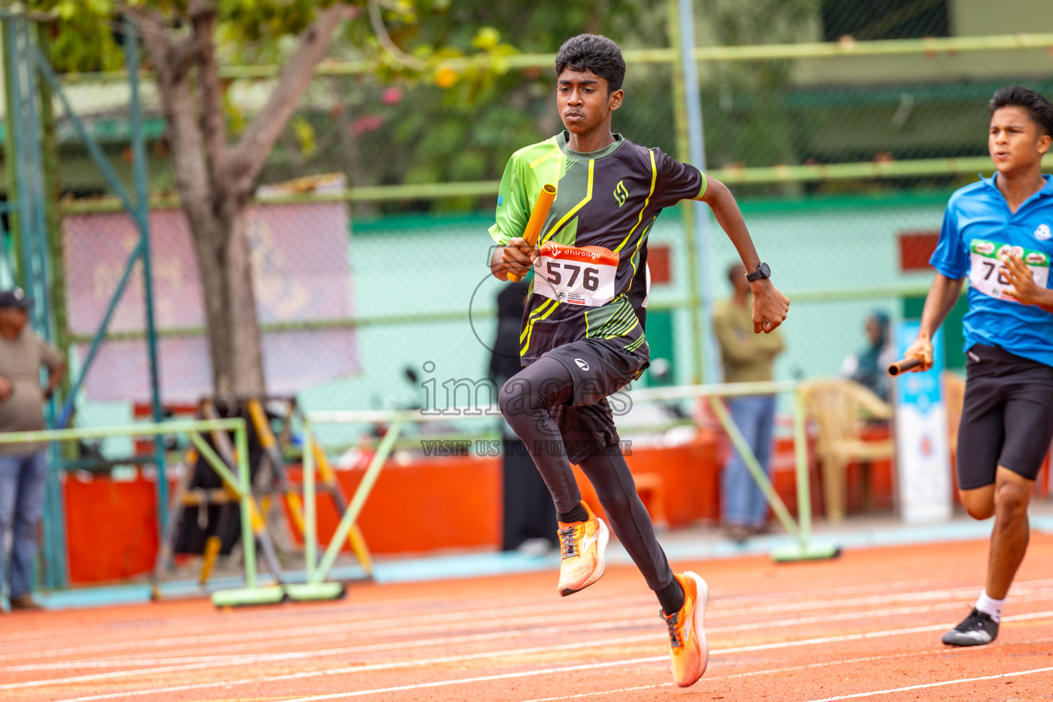 Day 6 of Inter-school Athletics Championship 2025 held in Ekuveni Synthetic Track, Male', Maldives on Sunday, 12th October 2025. Photos by: Ismail Thoriq / Images.mv