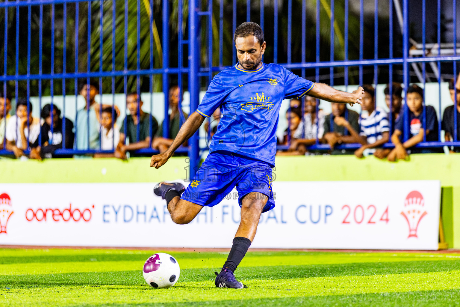 Friends vs Vela Sports Club in Day 3 of Eydhafushi Futsal Cup 2024 was held on Wednesday, 10th April 2024, in B Eydhafushi, Maldives Photos: Nausham Waheed / images.mv