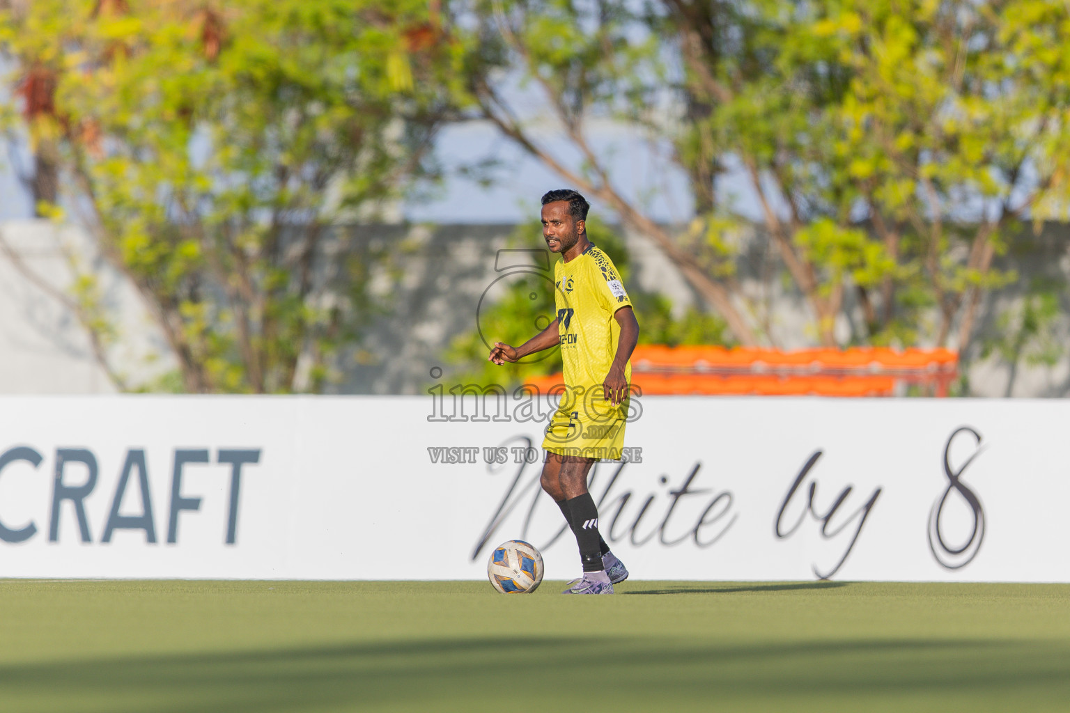 Velaa Sports Club vs Team Middle East in Day 3 of Eydhafushi Cup 2025 held in Eydhafushi Football Stadium at B. Eydhafushi, Maldives on Sunday, 7th September 2025. Photos: Arif Rasheed / images.mv