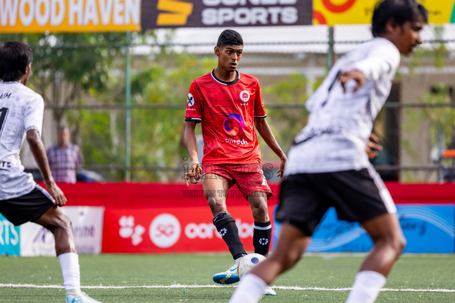GDh Madaveli vs GDh Faresmaathodaa in Day 12 of Golden Futsal Challenge 2025 was held on Thursday, 16th January 2025, in Hulhumale', Maldives Photos: Nausham Waheed  / images.mv
