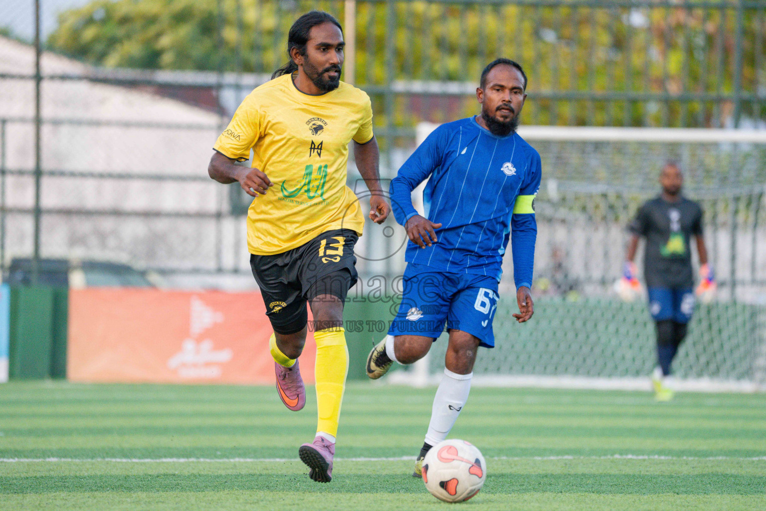 Kanmathi SC VS Laamu Blues in Day 1 - Fonadhoo Youth Futsal Challenge 2025 was held in Fonadhoo Futsal Stadium, L. Fonadhoo, Maldives on Sunday, 26th October 2025 Photos: Arif Rasheed / images.mv