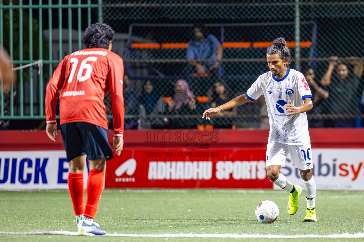 V Keyodhoo vs ADh Mahibadhoo in Zone Round on Day 30 of Golden Futsal Challenge 2025 was held on Monday , 3rd February 2025, in Hulhumale', Maldives.
Photos: Ismail Thoriq / images.mv