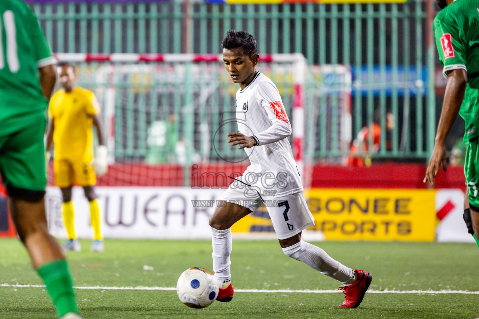 R Dhuvaafaru vs R Meedhoo in Day 14 of Golden Futsal Challenge 2025 was held on Saturday, 18th January 2025, in Hulhumale', Maldives. Photos: Nausham Waheed / images.mv